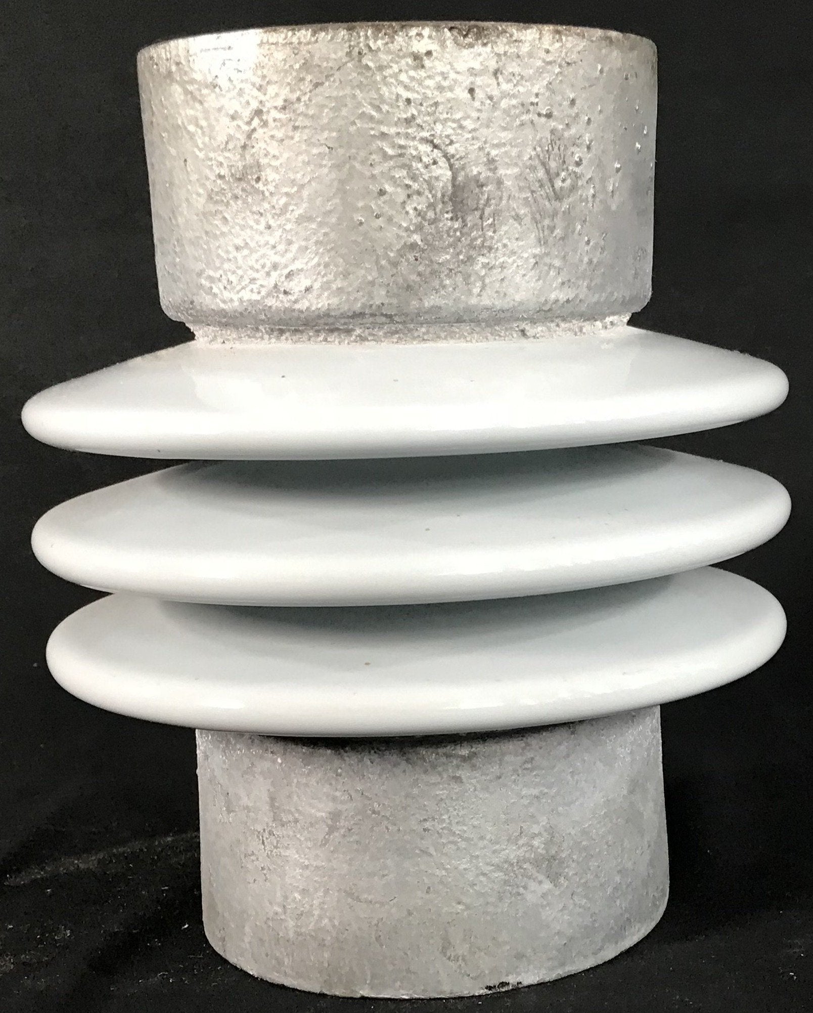 TR202 - Station Post Insulator – Meister International